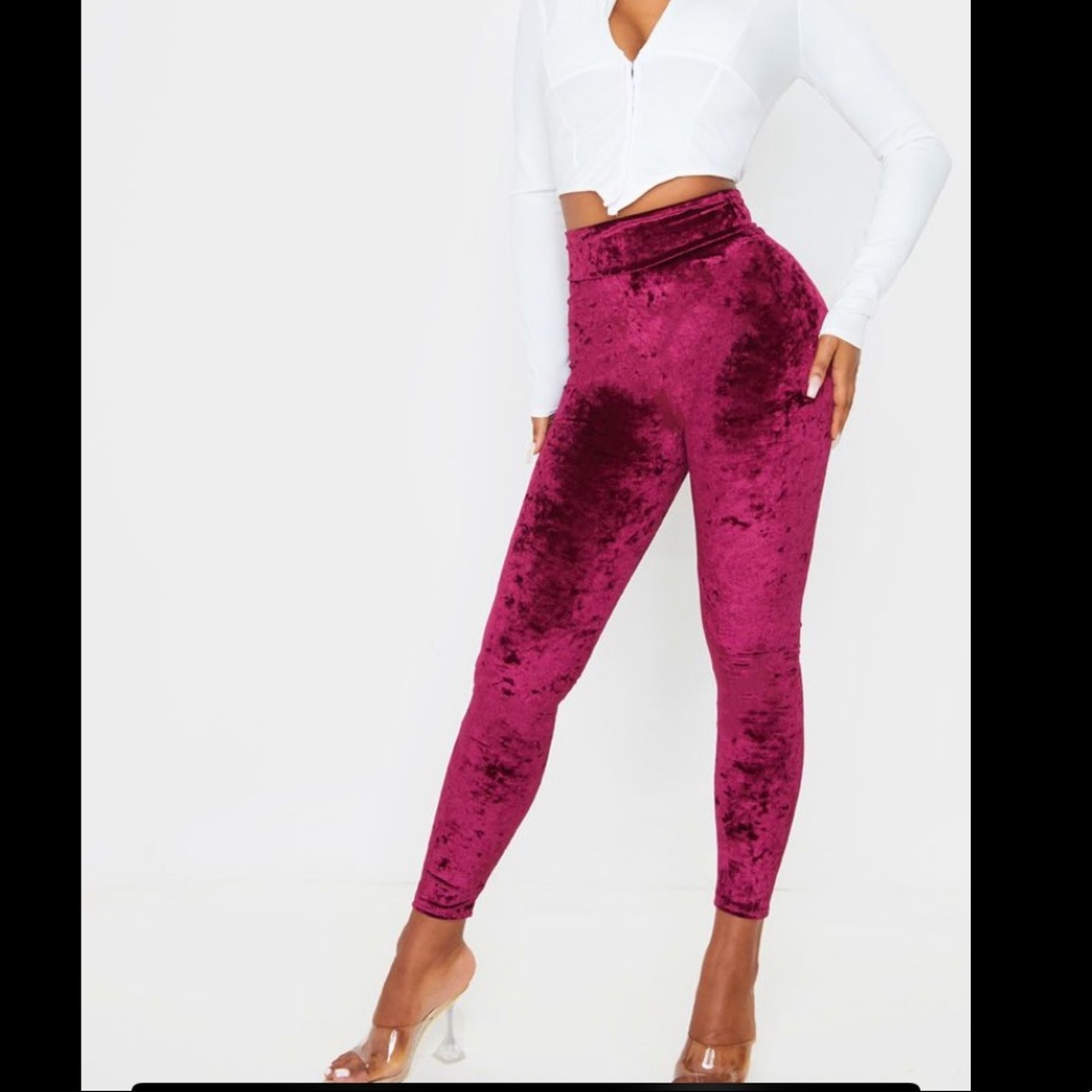 Velvet red pants